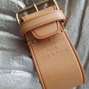 Louis Vuitton Poignet Leather Luggage Tag Holder